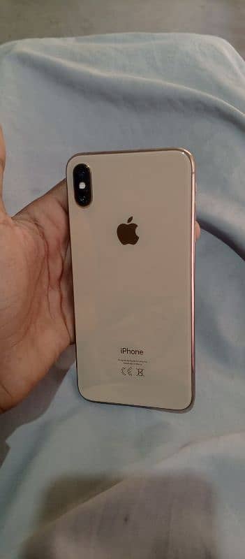 iPhone XS Max 64GB iCloud lock non PTA 4