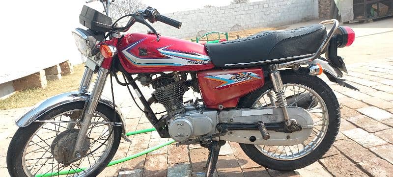 I am selling my bike urgently 1