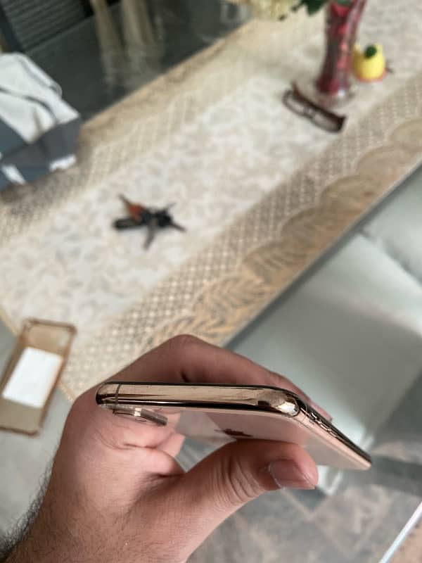 iphone XS 64 GB Non PTA 6