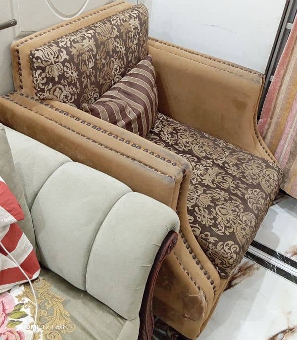 2 single sofa set available 3