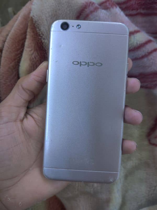 OPPO A57 5