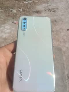 vivo s1