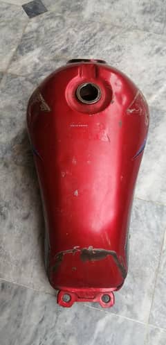 Honda Deluxe CG 125 fuel tank red petrol tanki