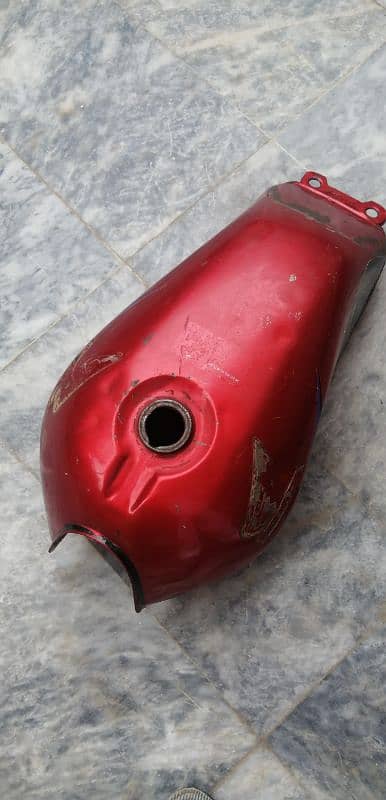 Honda Deluxe CG 125 fuel tank red petrol tanki 3