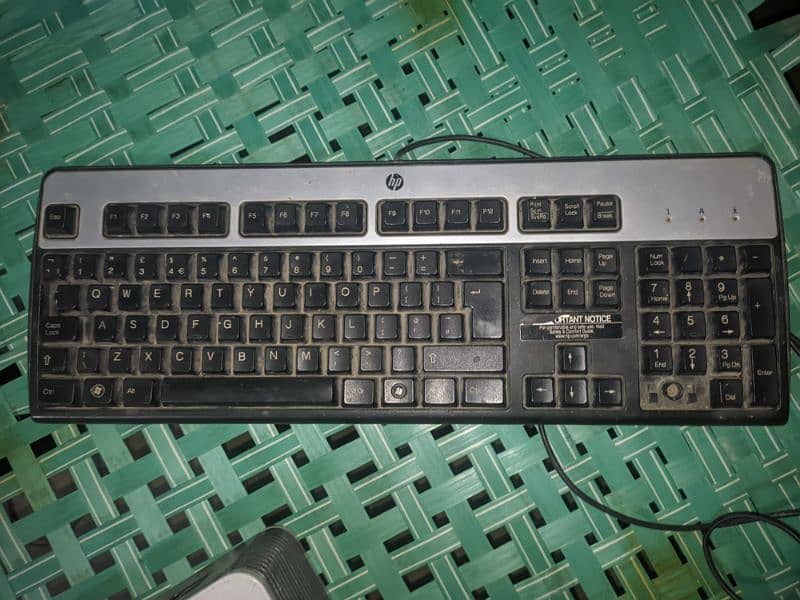 computer HP core 2 4