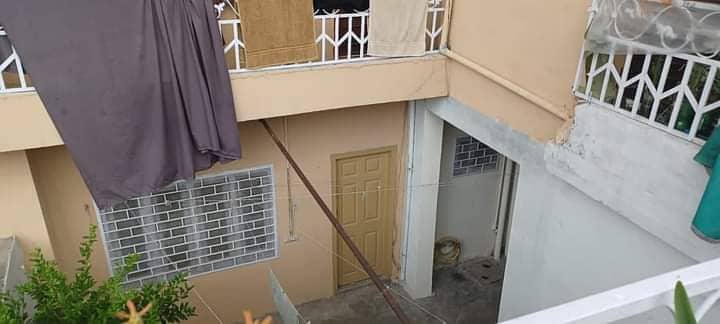 3 Storey House In Gulistan Colony 12