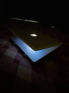 MacBook Pro  Core i7 | 15-inch, Late 2011 |