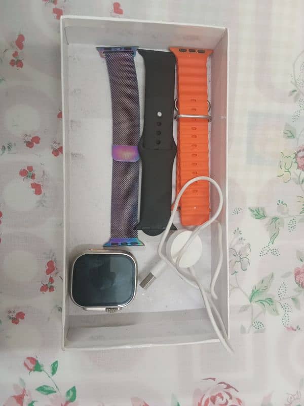T10 ultra smart watch with extra 2 straps and charger 0