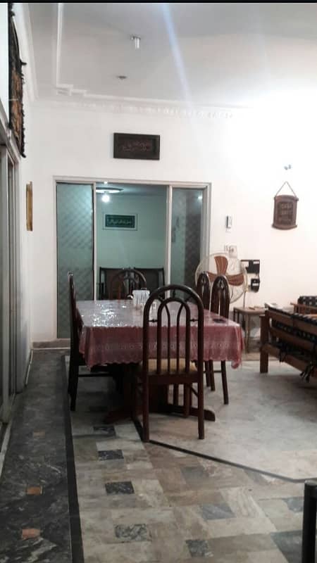 1 Kanal Beautiful House For Family In Gulistan Colony Rawalpindi 4