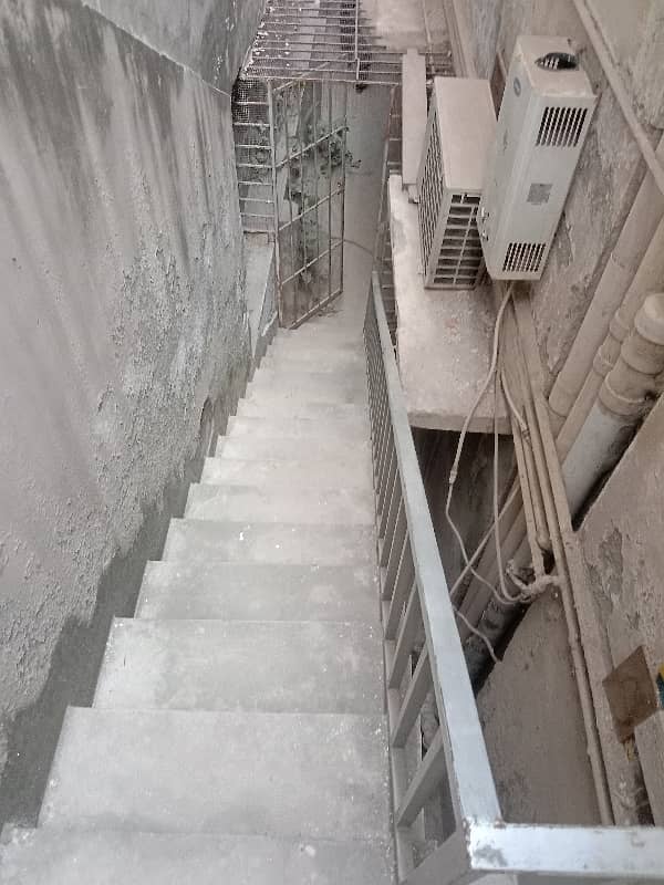 1 Kanal Beautiful House For Family In Gulistan Colony Rawalpindi 13