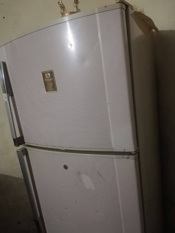 Dawlance fridge 0