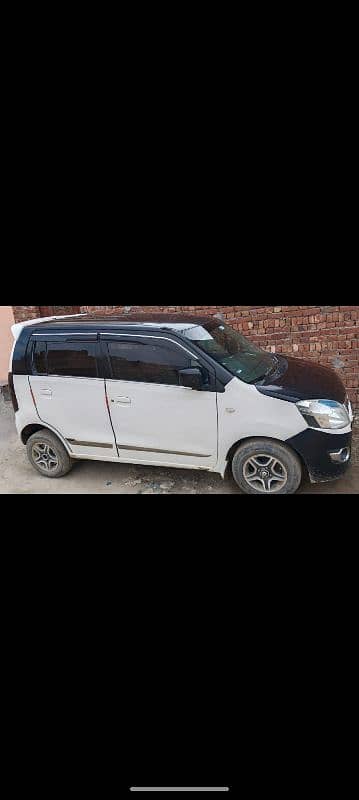 Suzuki Wagon R 2017 1