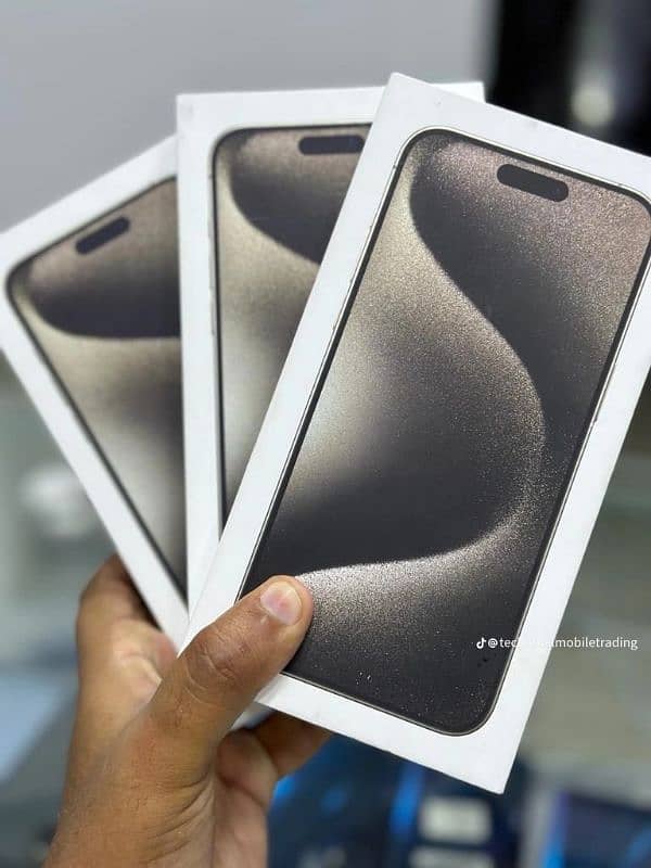 i Phone 8plus, 11,12,13,14,15 pro max on instalment Whatsap3415312897 8