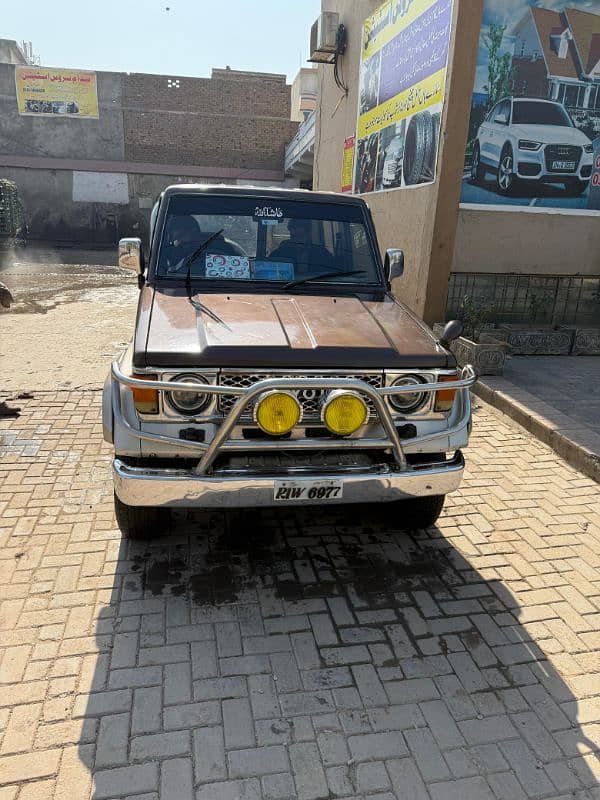 Toyota Land Cruiser 1986 Exchange possible 13