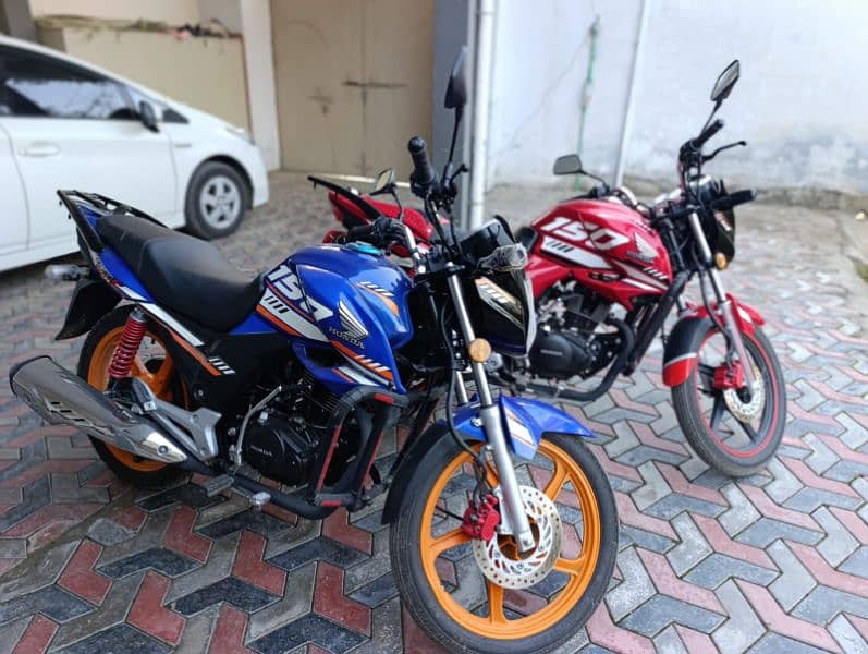 Honda CB 150 Red and Blue 4