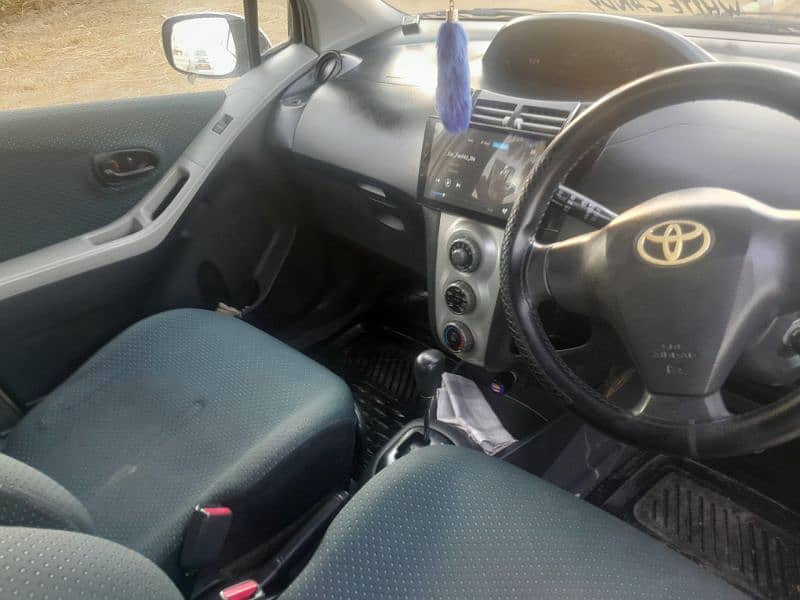 Toyota Vitz 2005 8