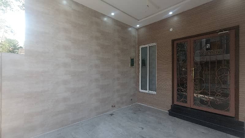 Luxurious House 6 Marla For Sale In Al Hafeez Garden LDA Approved Society Main Canal Road Opposite Sozo Water Park Lahore 6