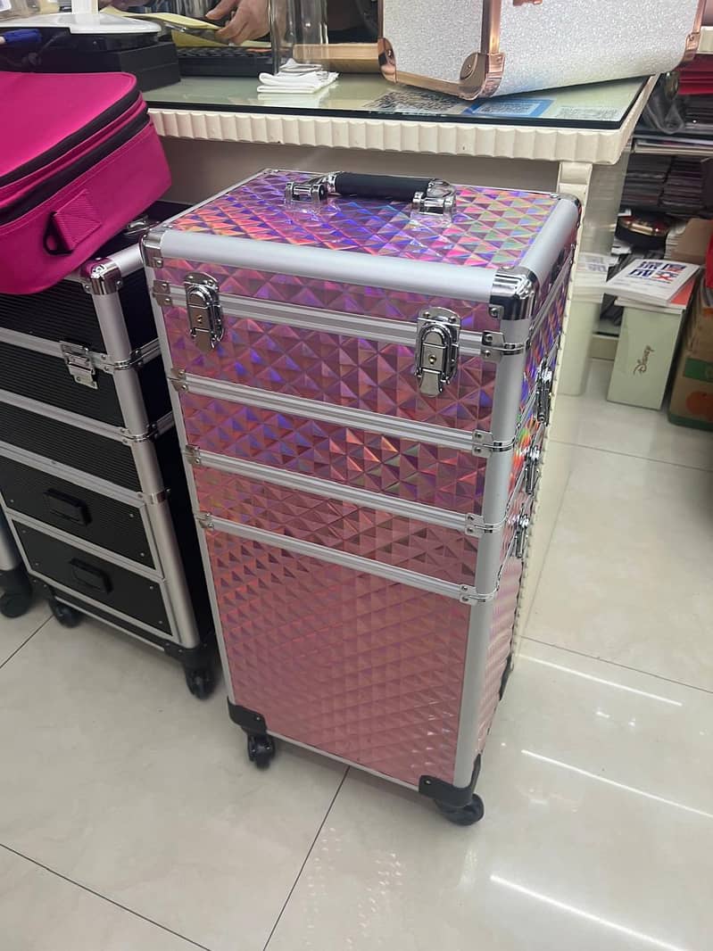 Makeup vanity box Cosmetic storage case Professional makeup trolley 1