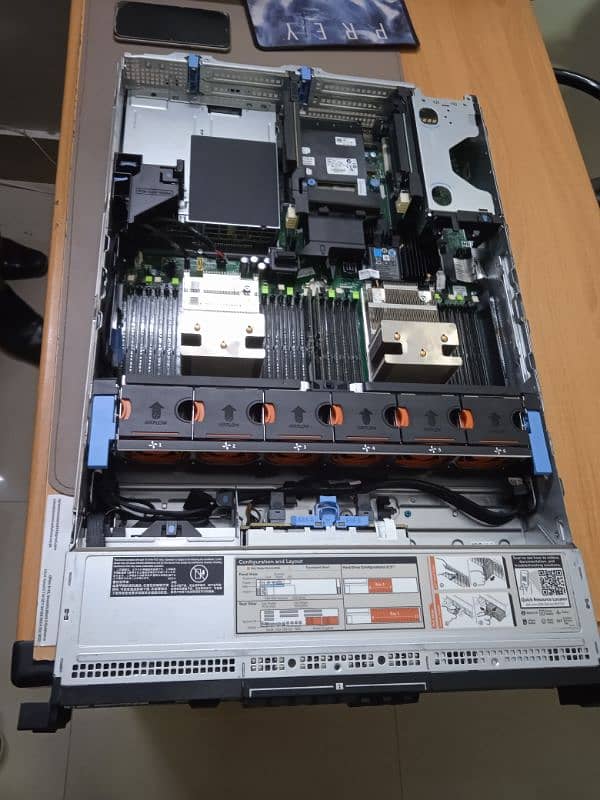 Dell PowerEdge R730 0