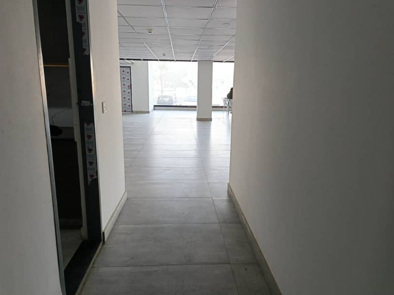 MAIN ROAD 8 MARLA FULL BUILDING FOR RENT NEAR TO DOLEMON MALL 8