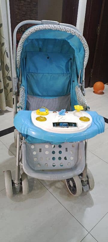 Full size Baby Pram in Good Condition 2