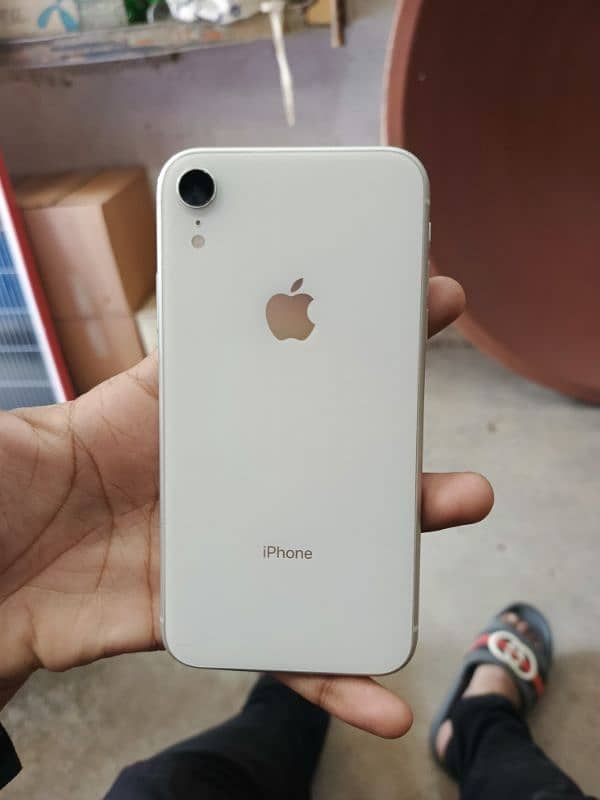 IPhone XR factory unlock 0