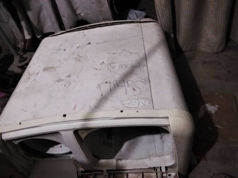 Washing Machine With Dryer (20000Rs) 3