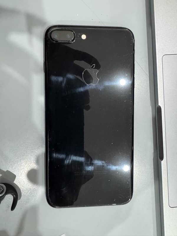 iPhone 7 Plus 10/10 condition 0