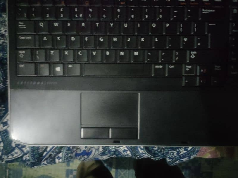 LAPTOP DELL LATITUDE E. 5530 5