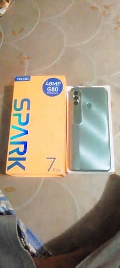 tecno spark 7 pro. 4gb64