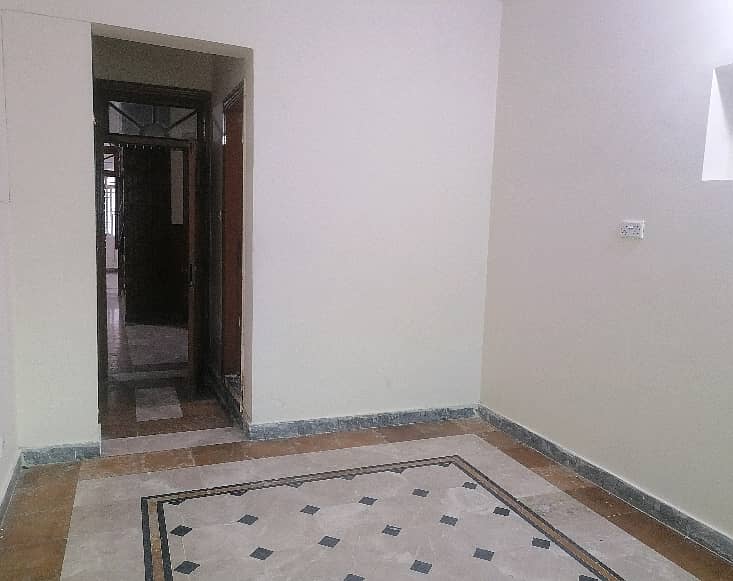 1250 Square Feet House available for sale in G-8/2, Islamabad 5