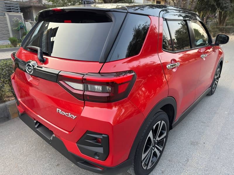 Daihatsu Rocky 2020 4