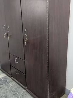 3 door cupboard