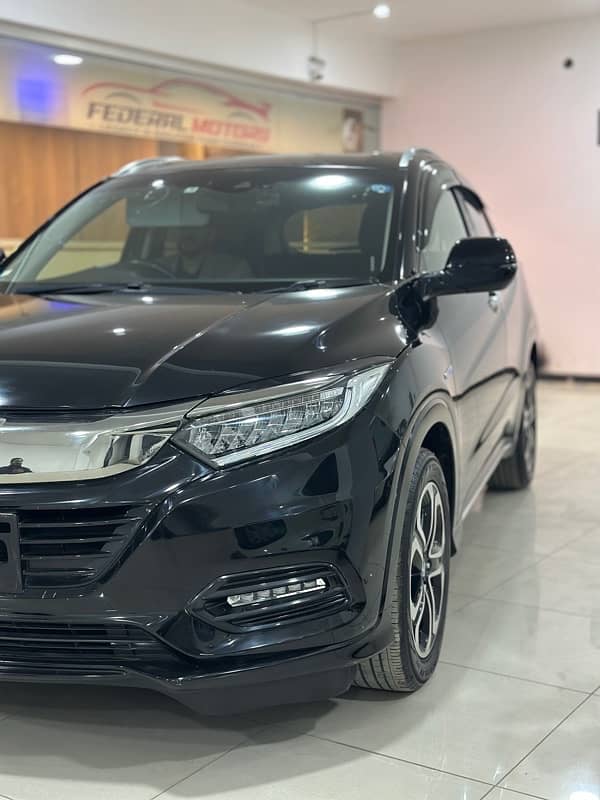 Honda Vezel 2019 Z Sensing 1