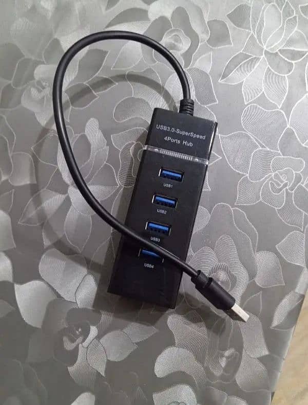 usb hub with 4 usb 3.0 ports 0