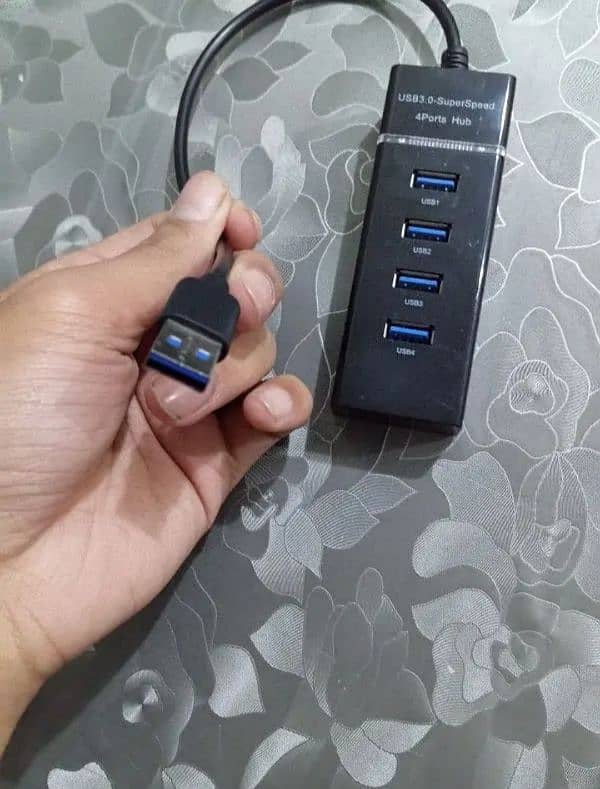 usb hub with 4 usb 3.0 ports 2