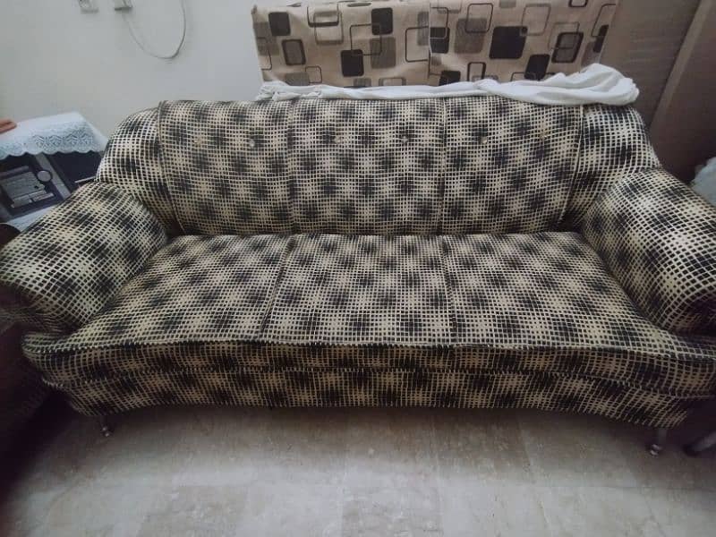 Sofa Set with brand new clothing and Cushioning 0