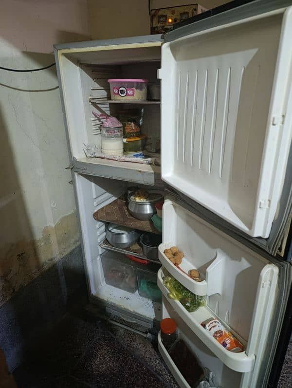 Orient Refrigerator 1