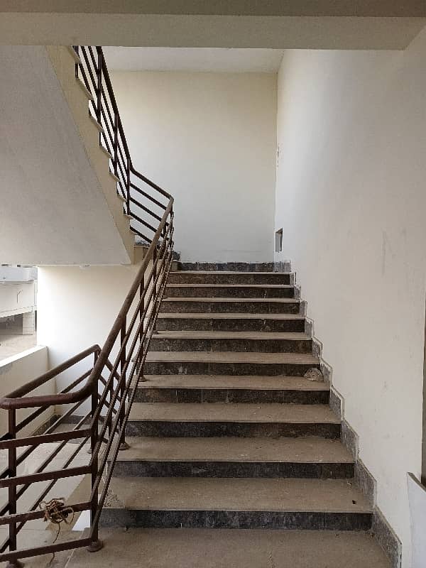 750 Square Feet Flat For sale In Daniyal Residency Karachi 10