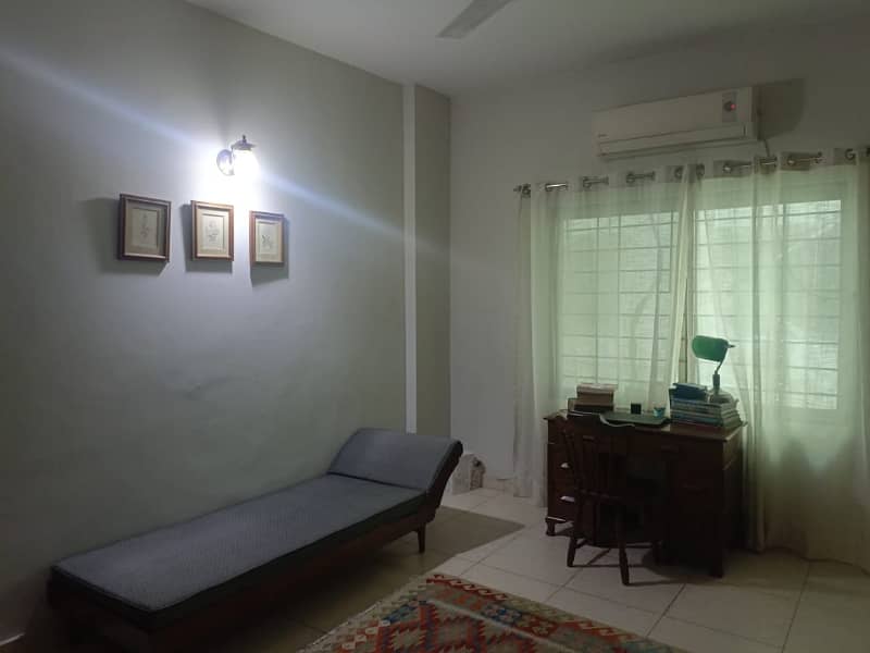 4Bed Apartment Available For Rent In Askari 11 Sec-B Lahore 16