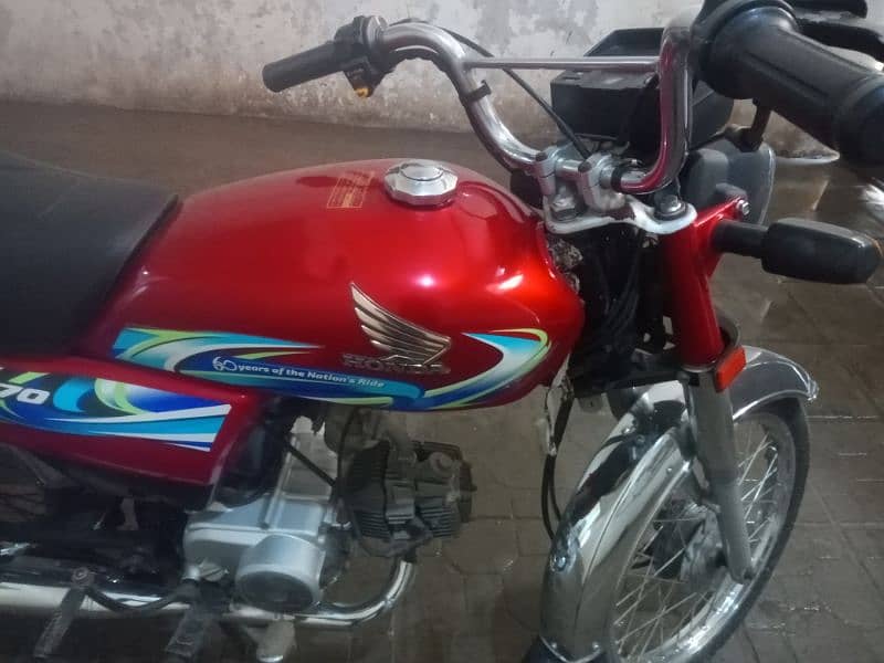 Full genuine bike ha koi Kam nhi bike ma 3