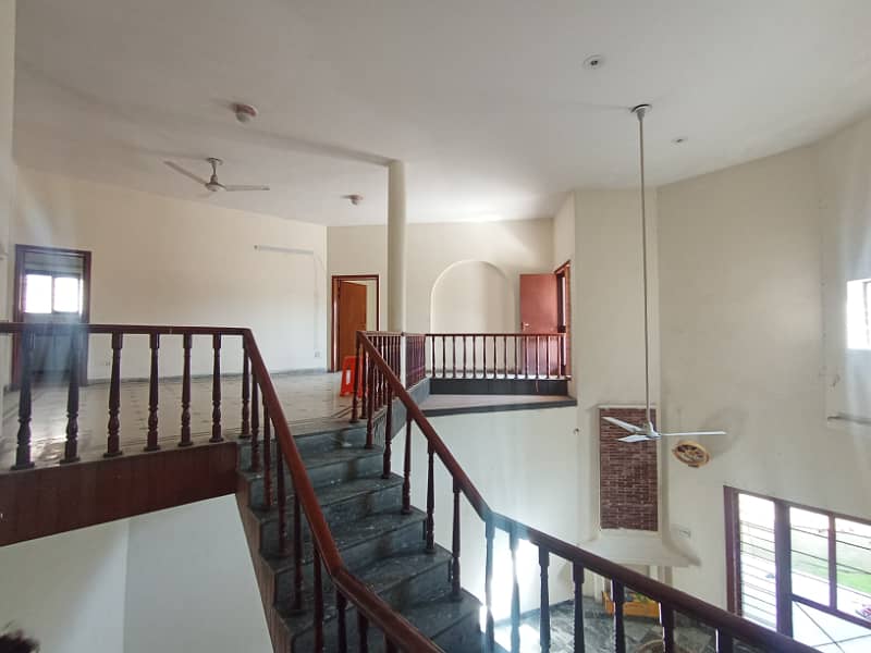 1 Kanal Upper Portion 3 Bedroom FOR RENT Phase 3 DHA 3