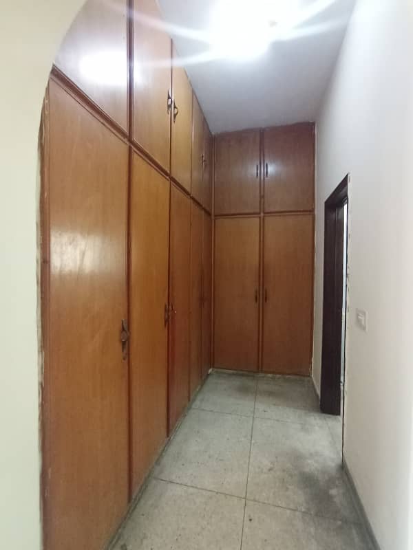 1 Kanal Upper Portion 3 Bedroom FOR RENT Phase 3 DHA 13