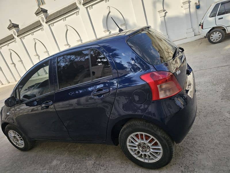 Toyota Vitz 2006 3