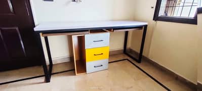 Computer Table / Laptop Table / Study Table / Office Table