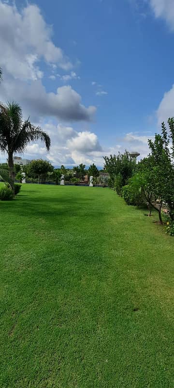 5 Kanal Farm House For Sale At Prime Location In Gulberg Green Islamabad 1