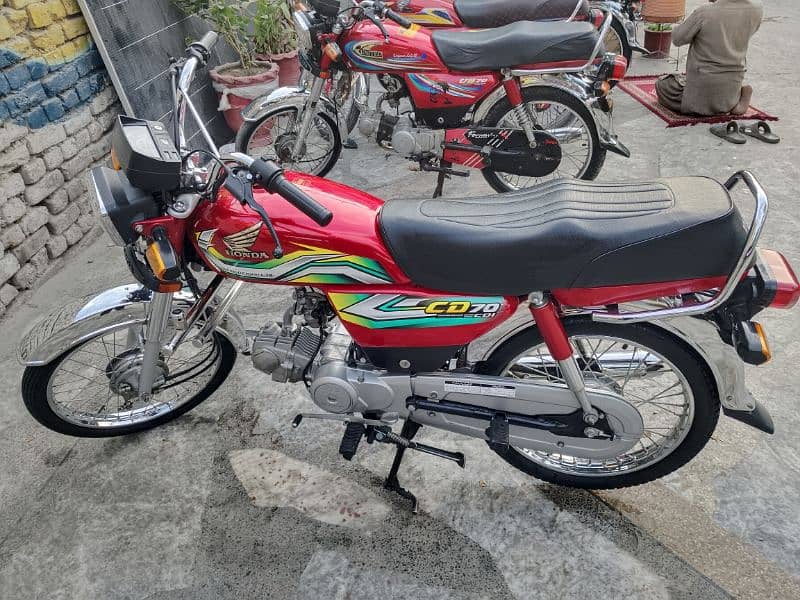 Honda CD 70 Full New Bike 0