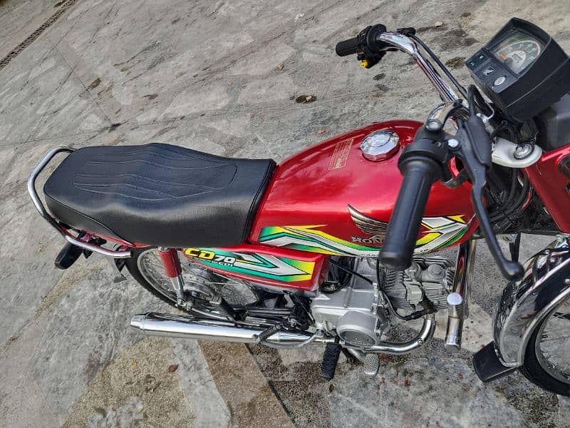 Honda CD 70 Full New Bike 4