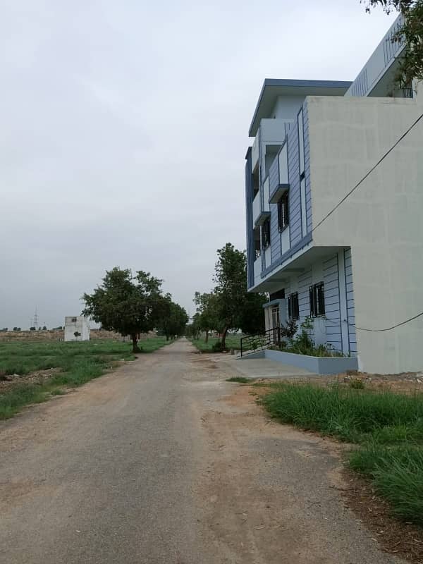 120 Square Yards Residential Plot Situated In Saadi Garden Block 3 For Sale 1