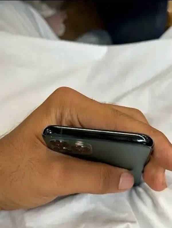 iphone 11 pro 64 gb factory unlock 1